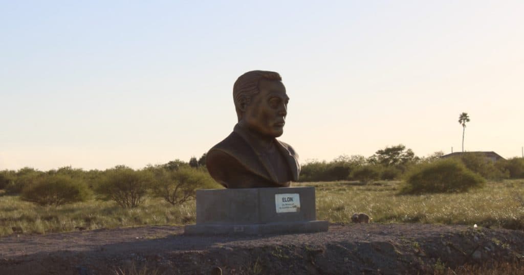 Elon Musk, pe cale de a deveni proprietar al orașului care i-a dedicat o statuie. Angajații SpaceX din Texas își exprimă votul pentru Starbase.