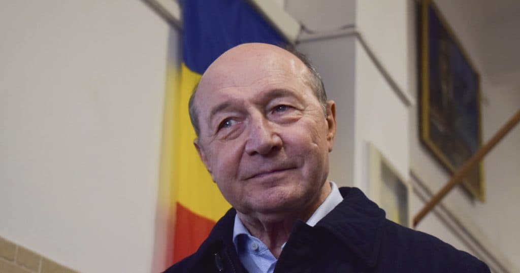 Băsescu, despre Ciolacu: Ce avantaje oferă un premier incompetent într-o situație complicată? Cu cât pleacă mai repede, cu atât mai bine.