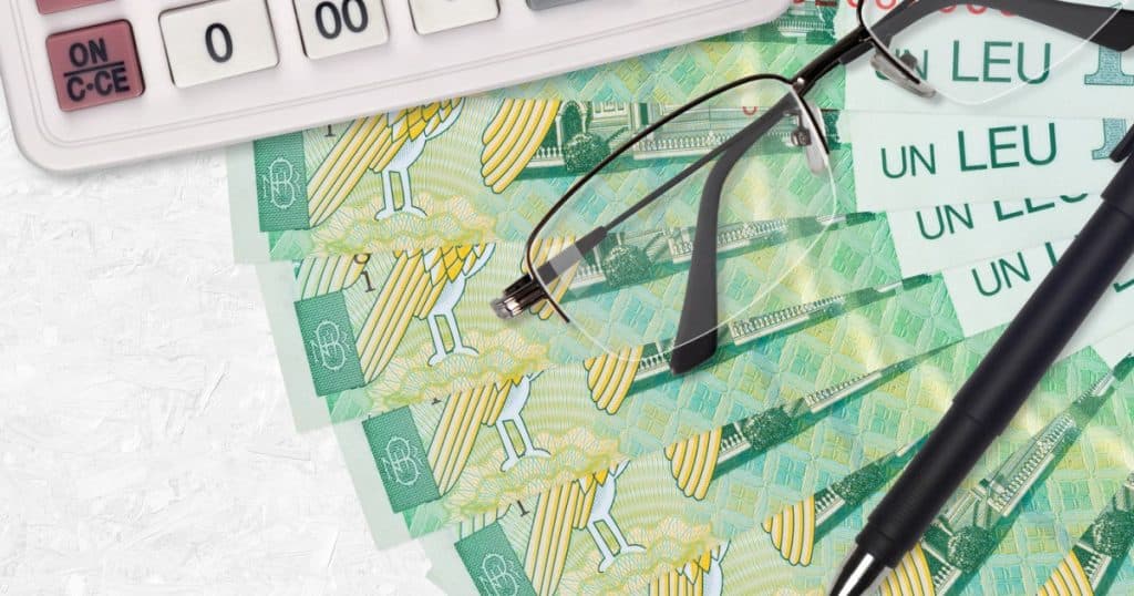Leul a înregistrat o devalorizare de 3%. Suciu (BNR): Dobânzile nu vor depăși 7,5%. Amânarea reformelor din PNRR generează mari îngrijorări.
