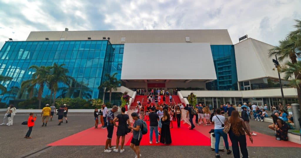 Festivalul de la Cannes își exprimă susținerea pentru Ucraina prin proiecția a trei filme în prima zi a evenimentului.