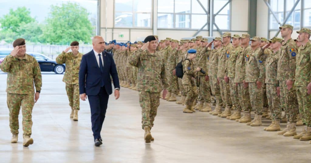 Ilie Bolojan, în vizită la Misiunea UE în Bosnia şi Herţegovina, a discutat despre contribuția militarilor români la sprijinirea securității.