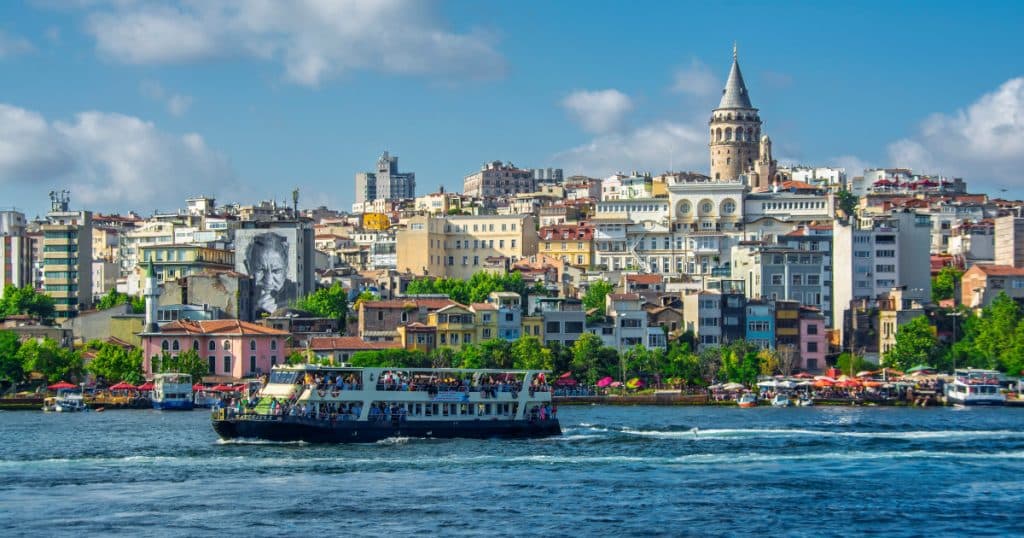 Guvernul turc declară că va continua proiectul de construire a unui canal navigabil între Marea Neagră și Marea Marmara.