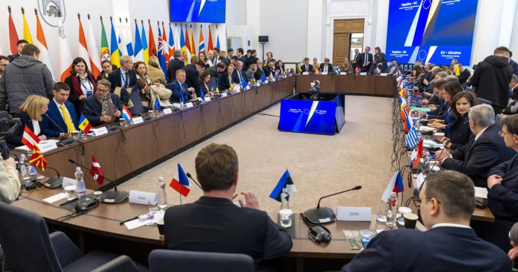 Hurezeanu, prezent la Liov, la întâlnirea pentru constituirea Tribunalului Special pentru crimele de război împotriva Ucrainei