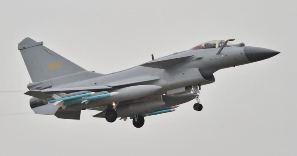 J-10 chineze vs. Rafale franceze. Confruntarea aeriană dintre Pakistan și India devine un studiu de caz pentru forțele armate ale lumii.