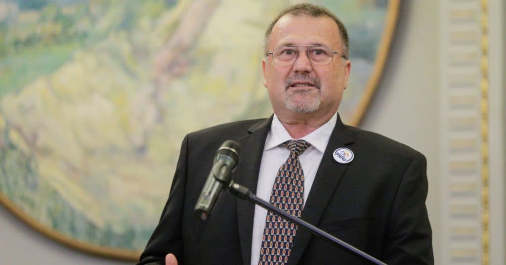 John-Ion Banu-Muscel promite o “petrecere” la Cotroceni, dacă va câștiga alegerile pentru președinte. “Toți sunt bineveniți”