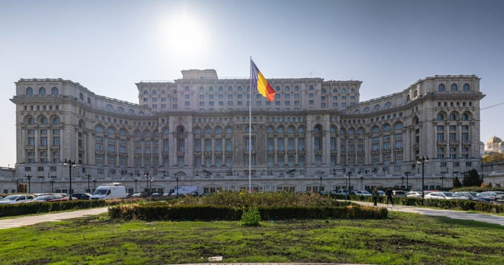 Lecție din România, publicată în Financial Times: Cum să nu te opui populismului