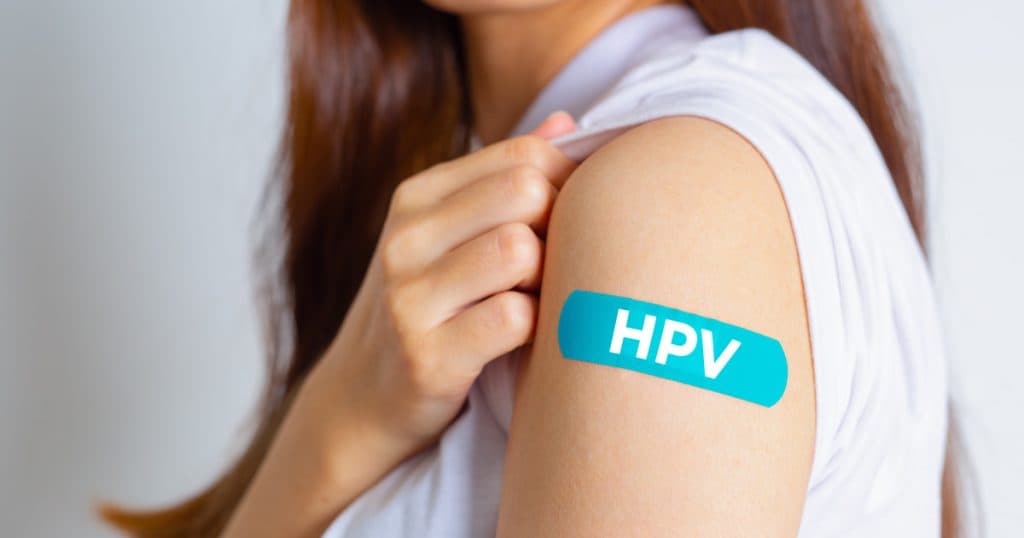 Legea privind vaccinarea gratuită împotriva HPV pentru tineri cu vârste între 11 și 26 de ani, aprobată de Parlament