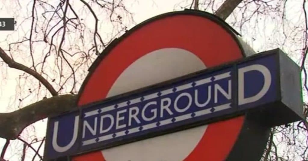 Liniile de metrou din Londra au fost suspendate din cauza unei întreruperi de curent: „Totul s-a oprit”
