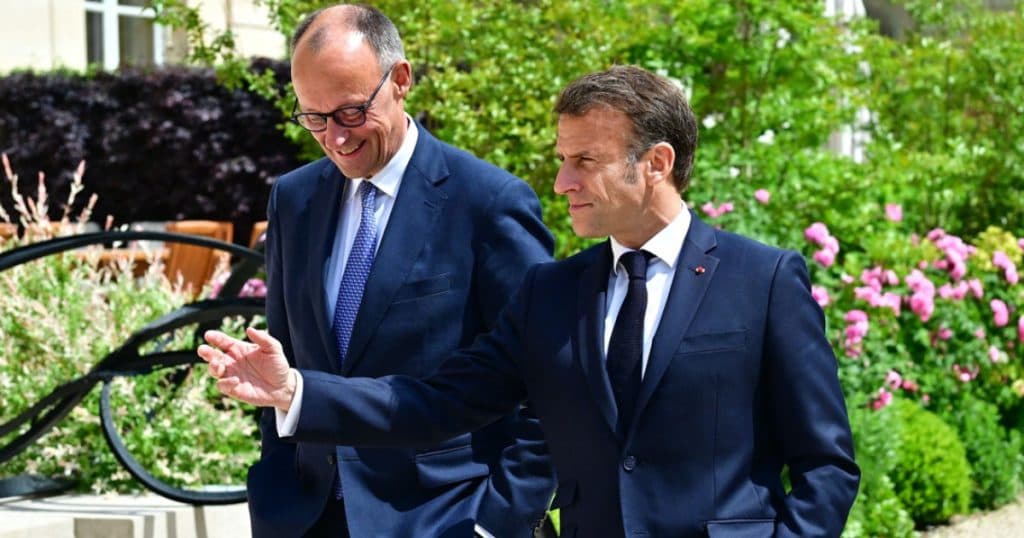 Macron și Merz au decis să stabilească un „consiliu franco-german pentru apărare și securitate”