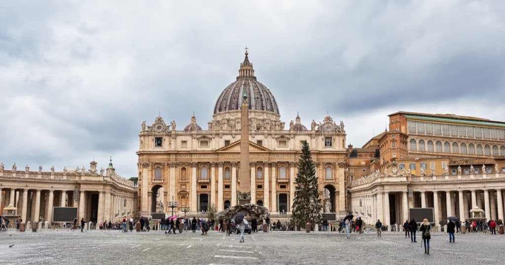 Motivele pentru care Rusia se opune desfășurării negocierilor de pace cu Ucraina la Vatican
