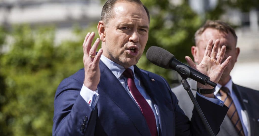 Karol Nawrocki, naționalist, declară că va împiedica aderarea Ucrainei la NATO dacă va deveni președinte al Poloniei.