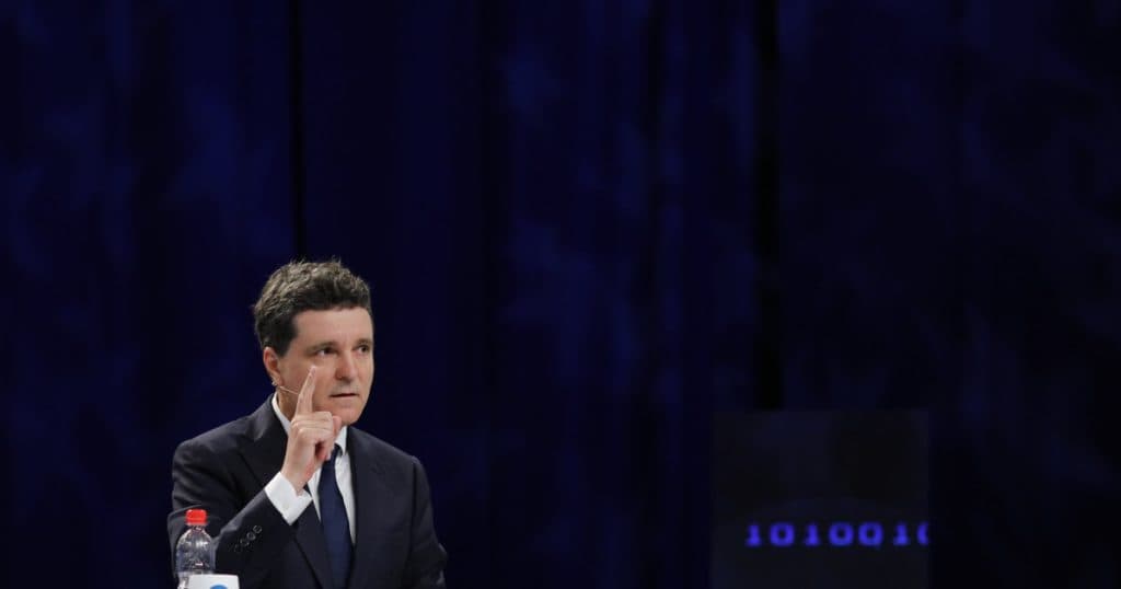 Nicuşor Dan afirmă că va susține „fără ezitare” Ucraina, în cazul în care devine președinte. Care este opinia sa despre programul de înarmare al Uniunii Europene.