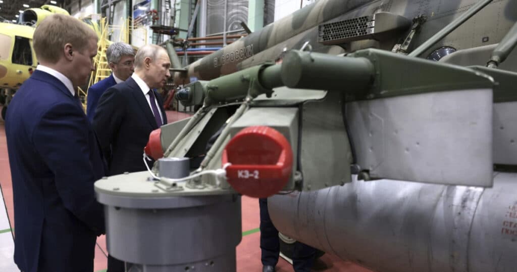 O nouă naționalizare. Vladimir Putin: Companiile care nu respectă contractele de apărare vor fi conduse de directori „de la minister”