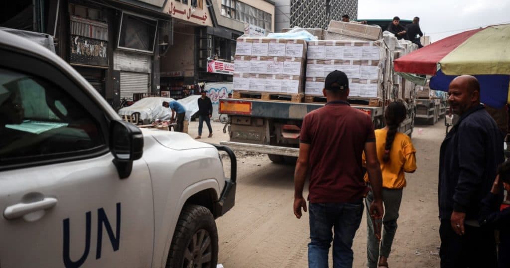 O sută de camioane cu ajutoare ONU au pătruns miercuri în Gaza, conform anunțului făcut de Israel.