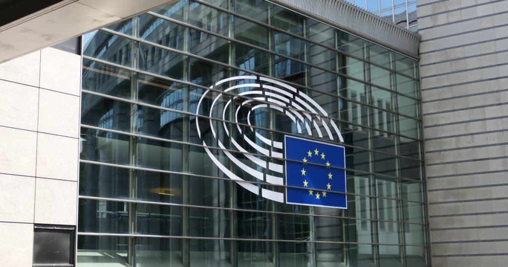 Parlamentul European va vota un raport prin care solicită Comisiei Europene extinderea PNRR cu 18 luni.