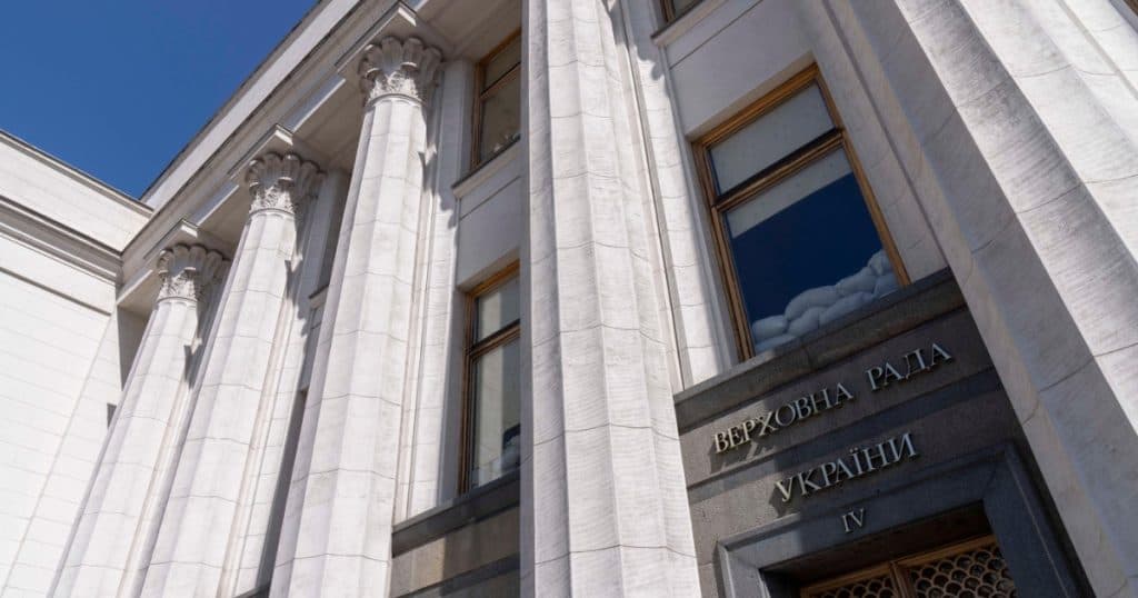 Parlamentul Ucrainei va vota pe 8 mai acordul între Statele Unite și Ucraina referitor la mineralele rare.