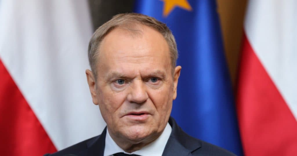 Polonia acuză Rusia de sabotaj: serviciile secrete ruse ar fi generat un incendiu mare în Varșovia