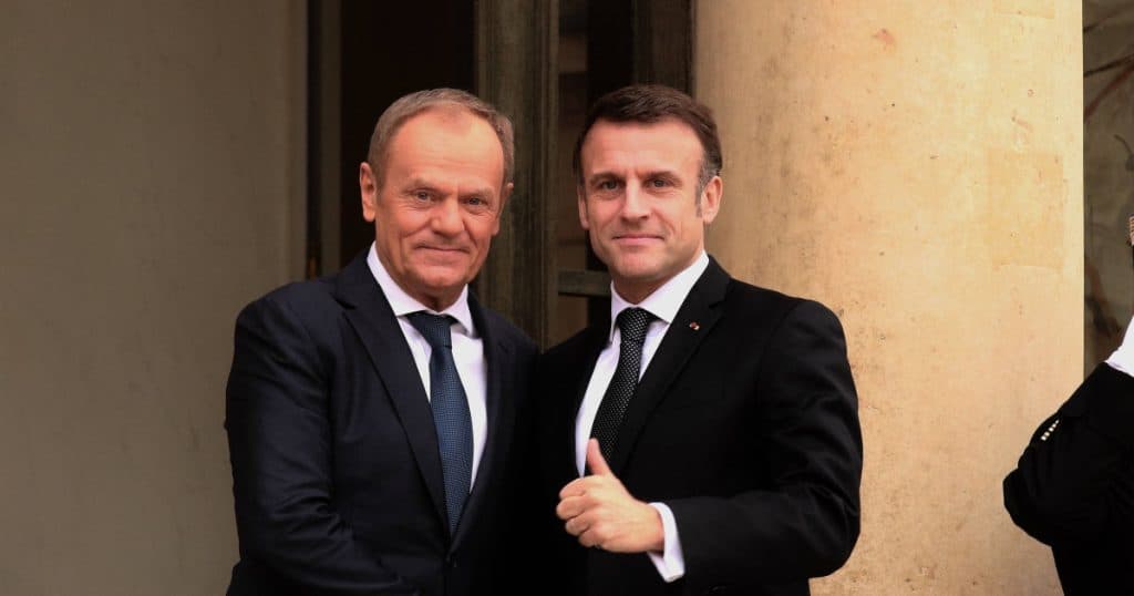 Polonia pavează drumul pentru aderarea la scutul nuclear francez printr-un tratat semnat de Donald Tusk și Emmanuel Macron.