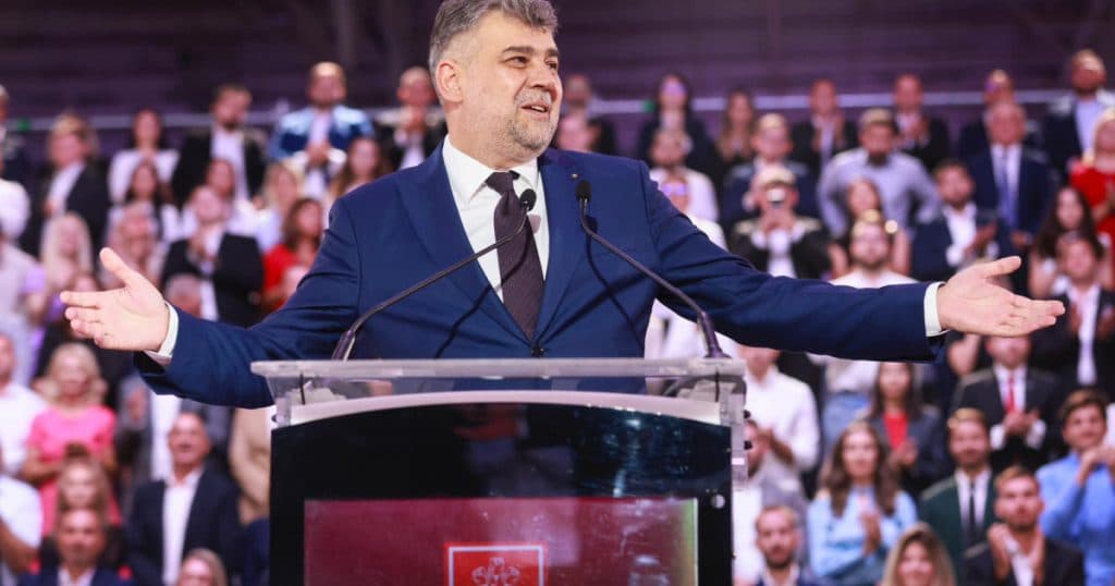 Primul mesaj al lui Marcel Ciolacu după demisia de la conducerea PSD: „Rămân aici. Dar nu pe scenă, ci în rând”