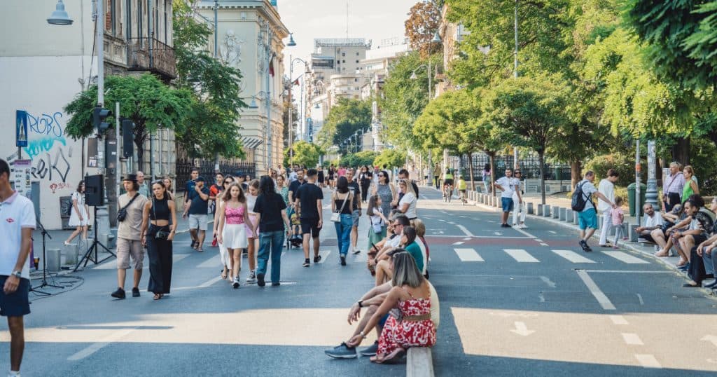 Programul „Străzi deschise” a fost reluat pe Calea Victoriei și în sectorul 1, cu dans, spectacole pentru copii și demonstrații de skateboarding.