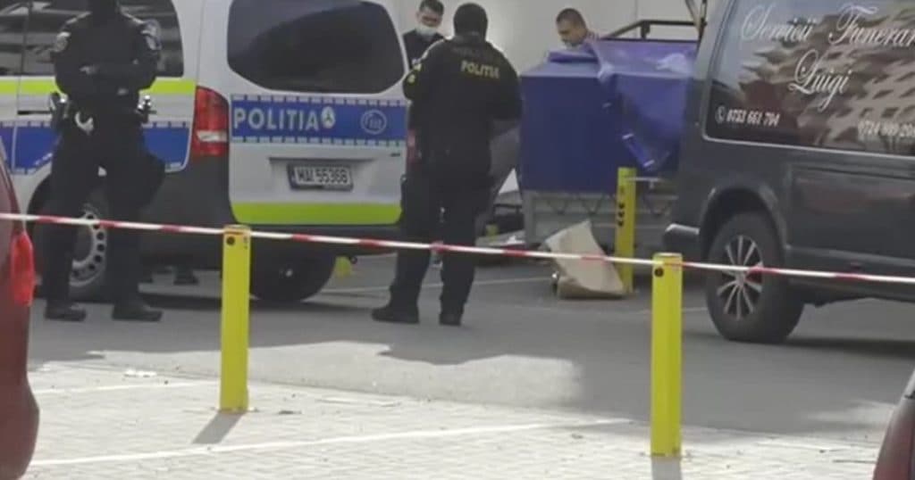 Proxeneții din Oradea care au omorât o femeie și au supus-o la tortură pe sora acesteia au fost condamnați la închisoare pe viață.
