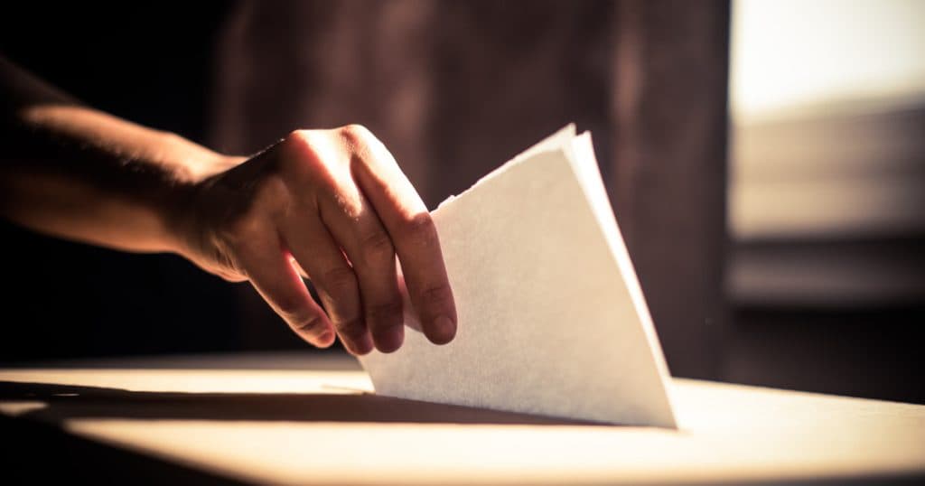 Remus Ștefureac detaliază mecanismul cursei prezidențiale ce implică „două mari tabere”. „Candidatul respectiv va avea prima șansă”