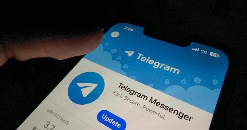 Rețea de pedofili activă pe platforma Telegram, destrucută de poliția din Franța.