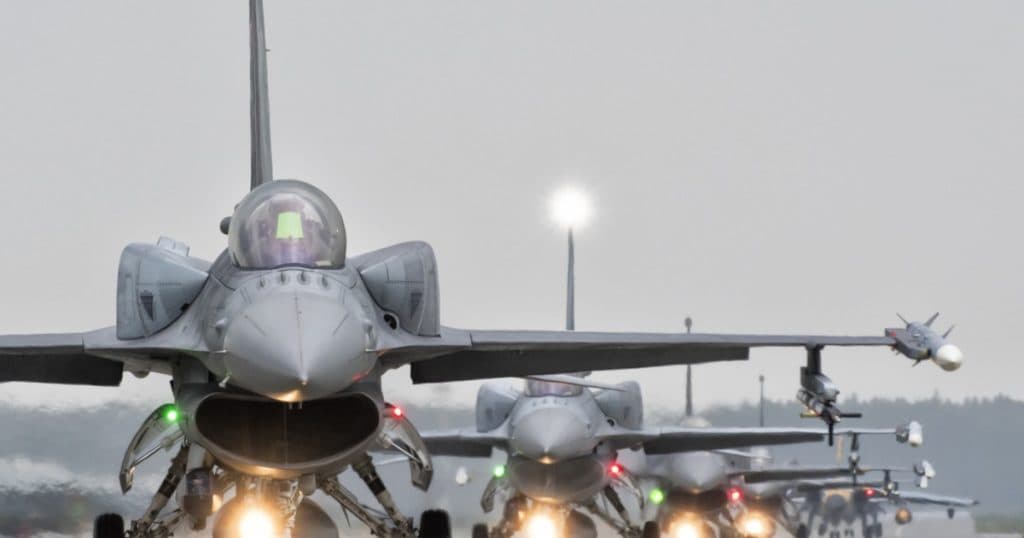 România și Olanda vor crea un centru de instrucție pentru tehnicienii ucraineni de pe avioanele de luptă F-16.