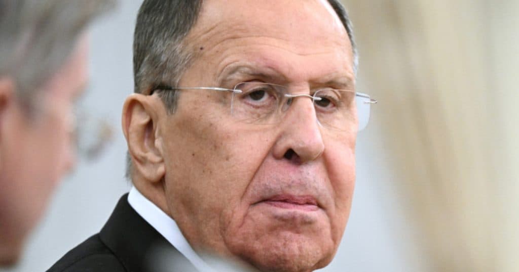 Rusia inițiază noi negocieri directe cu Ucraina în vederea unui acord de pace, conform declarațiilor lui Serghei Lavrov.