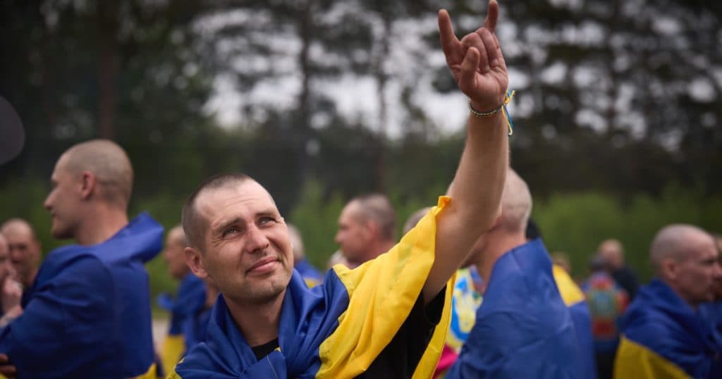 Rusia și Ucraina au finalizat schimbul de prizonieri de război, fiecare dintre părți eliberând astăzi mai mult de 300 de soldați capturați.