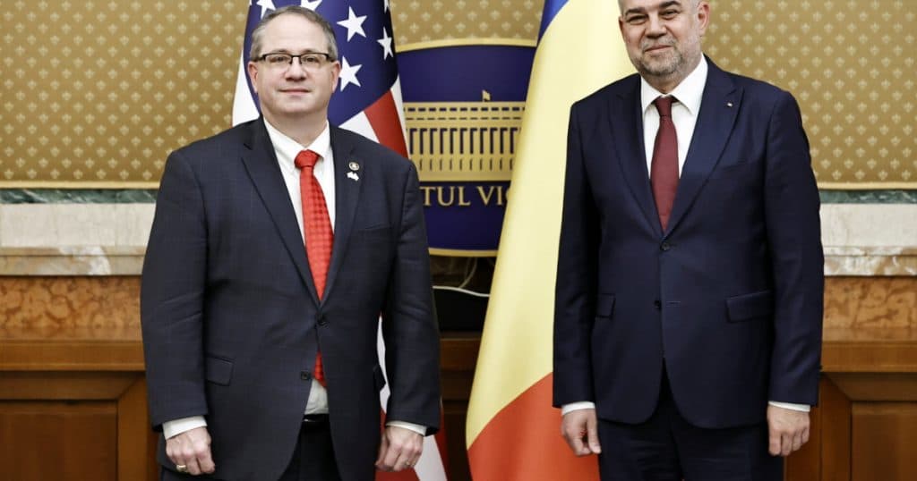 Șeful delegației SUA aflată la București pentru alegeri: România nu este exclusă din Visa Waiver. Procesul nu va începe din nou de la zero.