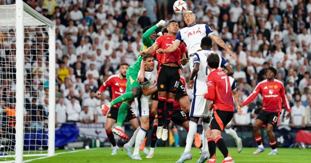 Tottenham a obținut trofeul Europa League după ce a învins Manchester United în finala competiției.