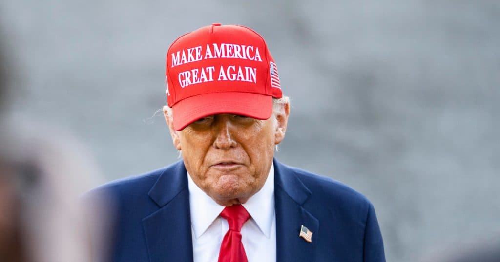 Un tribunal din Statele Unite a suspendat tarifele vamale propuse de Trump, afirmând că doar Congresul poate impune taxe.