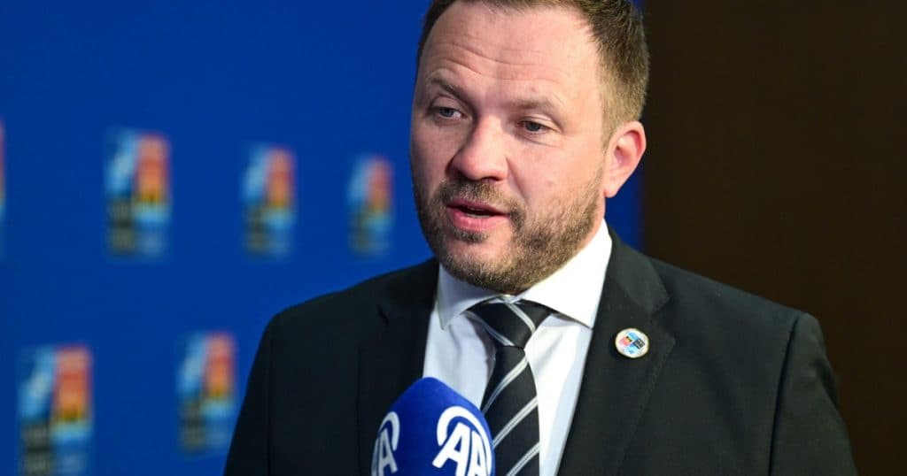 Astăzi, Uniunea Europeană va adopta al 17-lea pachet de sancțiuni împotriva Rusiei, iar al 18-lea pachet este în proces de elaborare.