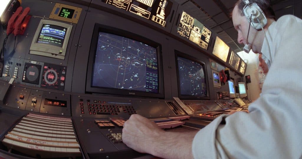Incident pe aeroportul Newark din New York. Avioanele au dispărut de pe radar: „Turnul de control, mă auziți?”