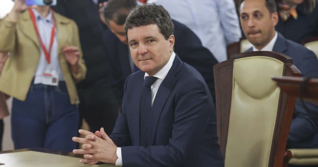 Nicușor Dan abordează cu Tanczos Barna și Marcel Boloș subiectul deficitului. „Trebuie să transferăm 30 de miliarde de lei din buget”