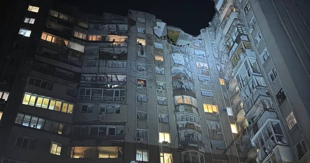 Rușii au bombardat orașul Odesa: Cel puțin două persoane au fost ucise, iar alte 15 au fost rănite.