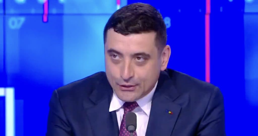 Simion îl acuză pe Macron de tendințe dictatoriale, comparând Franța cu Iranul, într-un interviu acordat unui post din Franța.