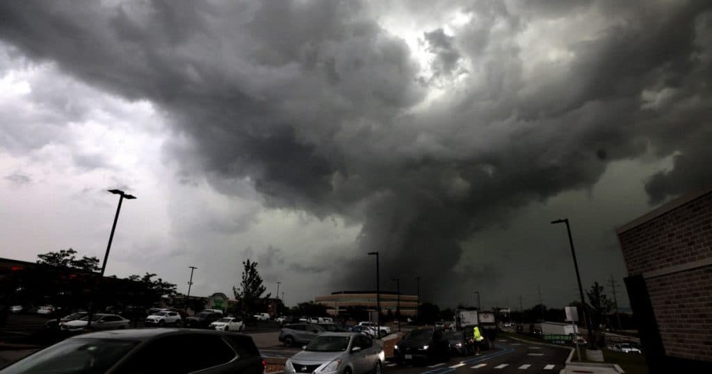 Tornade și furtuni puternice în SUA: cel puțin 27 de morți în Missouri și Kentucky