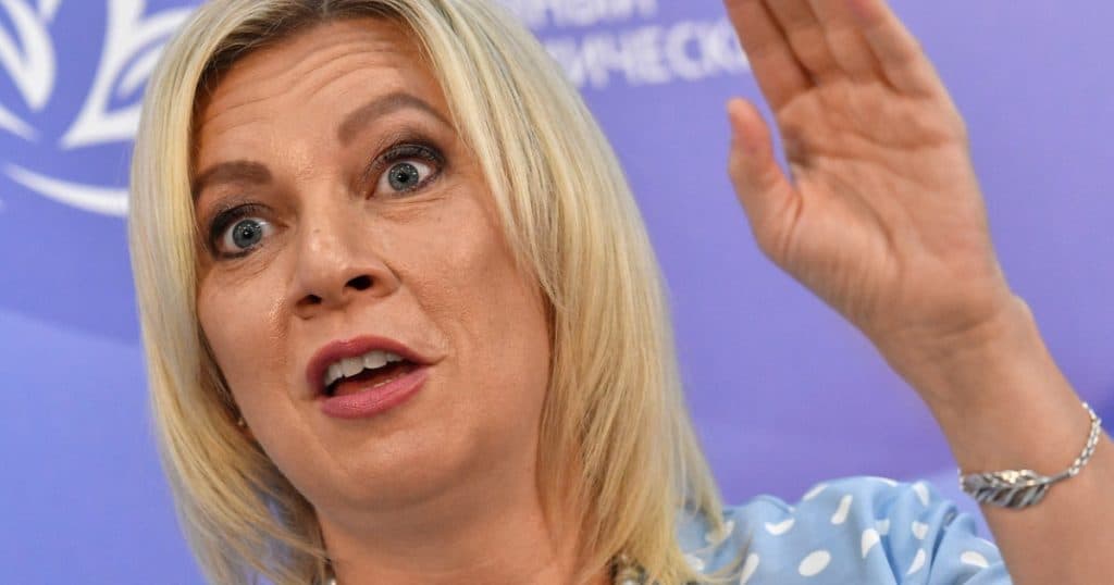 Zaharova îl atacă pe Zelenski într-o ieșire nervoasă: „Un clovn. Un ratat. O persoană fără nicio formare”. Ce a provocat furia sa