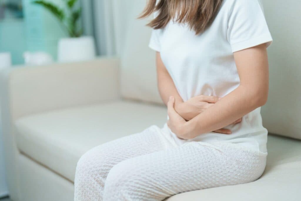 10 remedii tradiționale care pot ameliora durerea de stomac mai eficient decât medicamentele