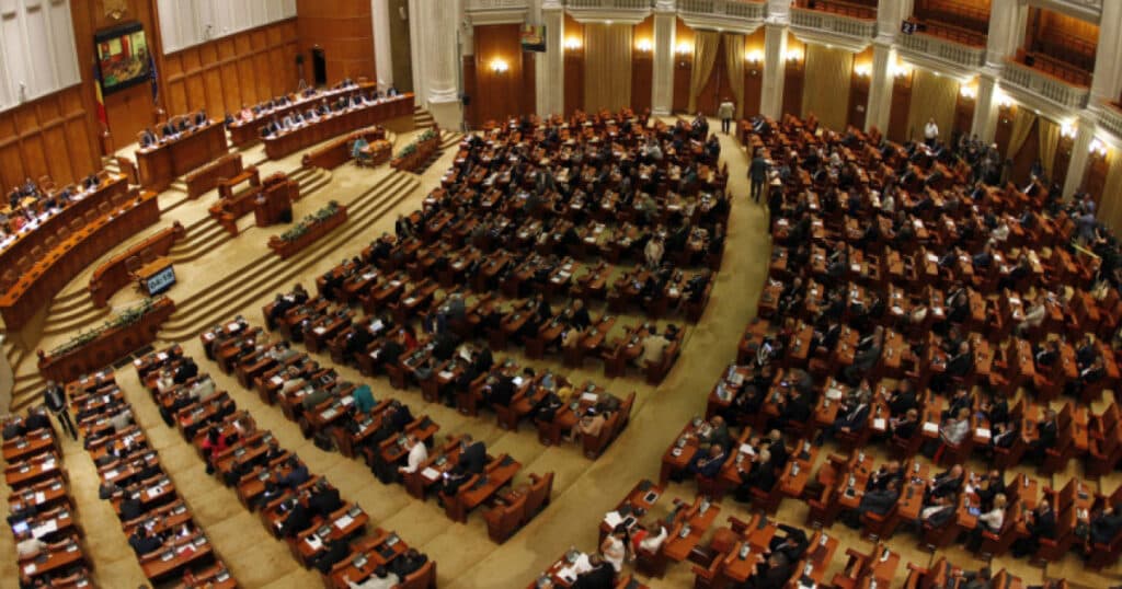 21 de deputați cu proprietăți în Capitală nu vor mai primi sumă forfetară pentru decontarea chiriei.