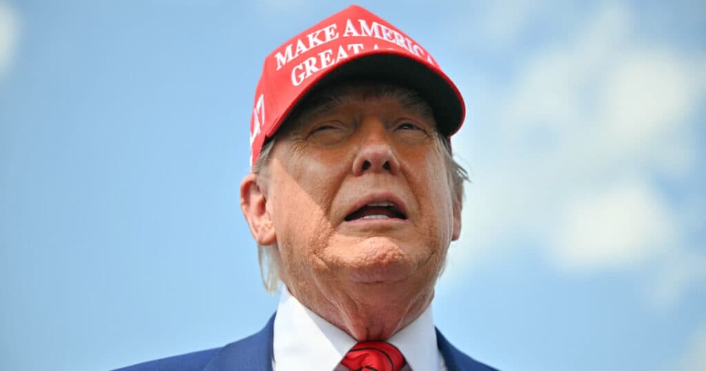 Iranul a încercat să-l asasineze pe Donald Trump? Conspirațiile legate de tentativa de omor a președintelui SUA și conexiunile cu Teheranul.