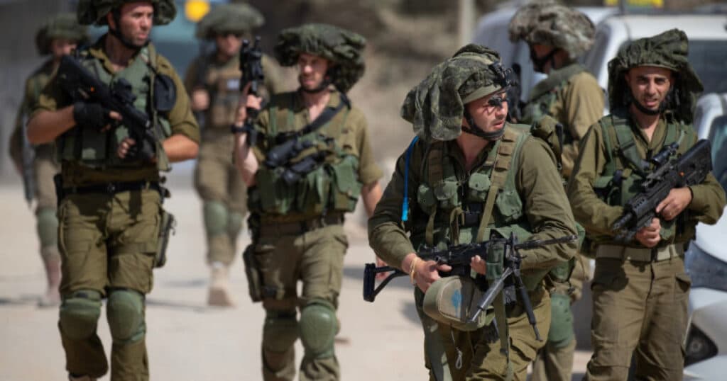 Armata Israelului se confruntă cu o deficit de 10.000 de soldați, conform unui oficial militar.