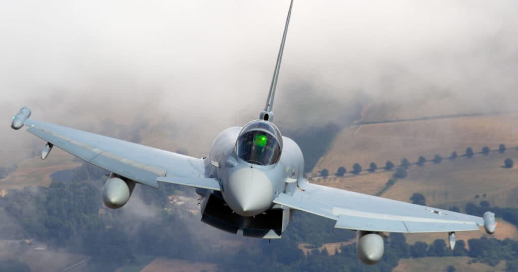 Avioanele NATO au intervenit de trei ori în săptămâna precedentă pentru a intercepta aeronave rusești deasupra Mării Baltice.