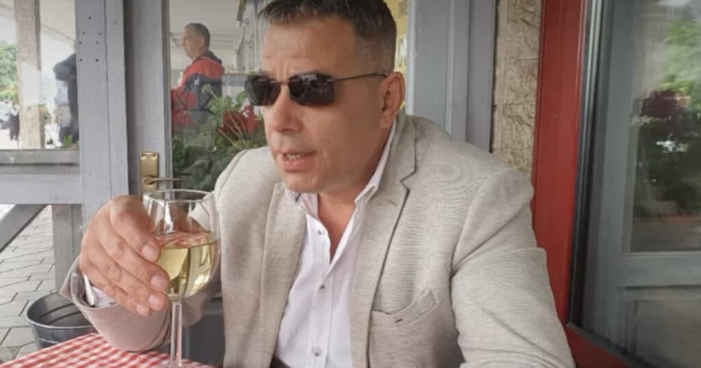 Bărbatul care a omorât tânăra gravidă a fost judecat pentru furt. În 2021, victima primise un ordin de protecție împotriva lui.