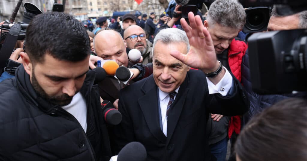 Călin Georgescu a fost convocat astăzi la Parchetul General în legătură cu dosarul în care este acuzat de citarea la televizor a operelor lui Zelea Codreanu.
