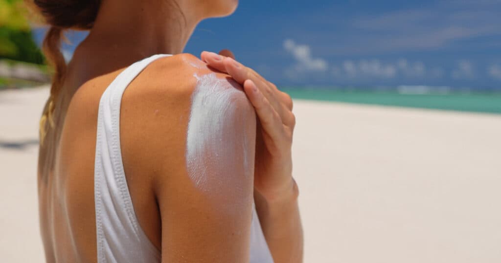 Eficiența cremelor cu SPF în protejarea pielii. Analiza specialiștilor asupra produselor cu factor de protecție solară