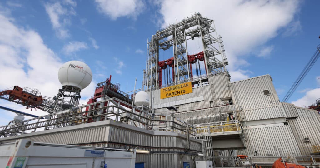 Informații despre conflictul dintre Romgaz și Greenpeace, organizația pe care statul dorește să o dizolve și o acuză că împiedică „Neptun Deep”