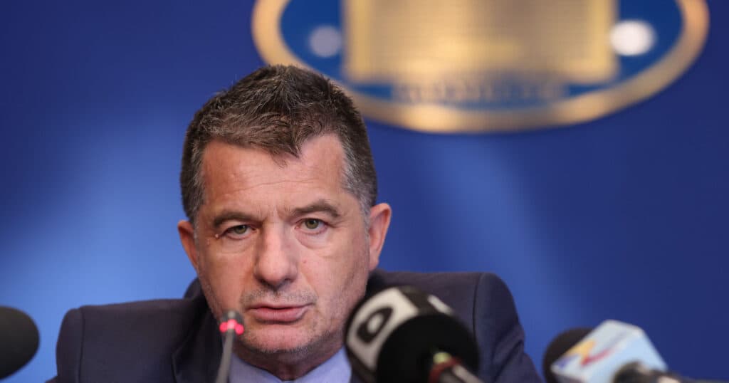 Veniturile lunare ale șefului CFR Călători: Nu sunt sărac. Nu este responsabilitatea noastră faptul că președintele nu dispune de 100.000 de euro.